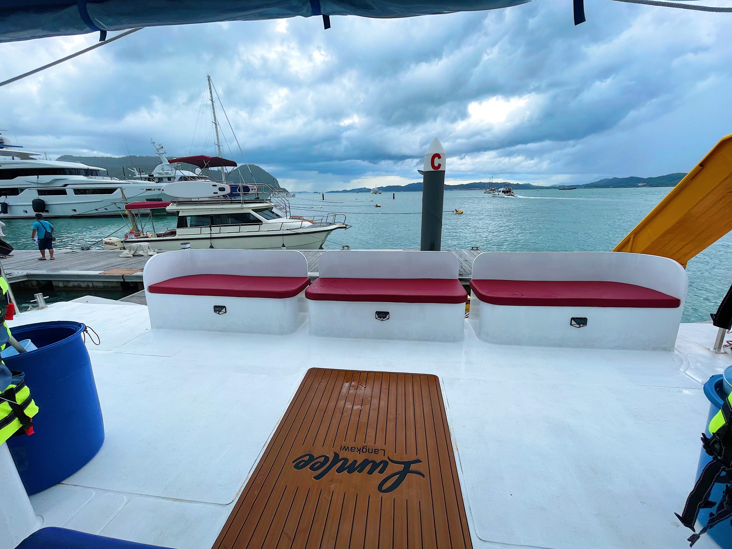 Lumlee Luxury Catamaran Sunset Cruise — Langkawi’s Largest Party Boat 30 Pax