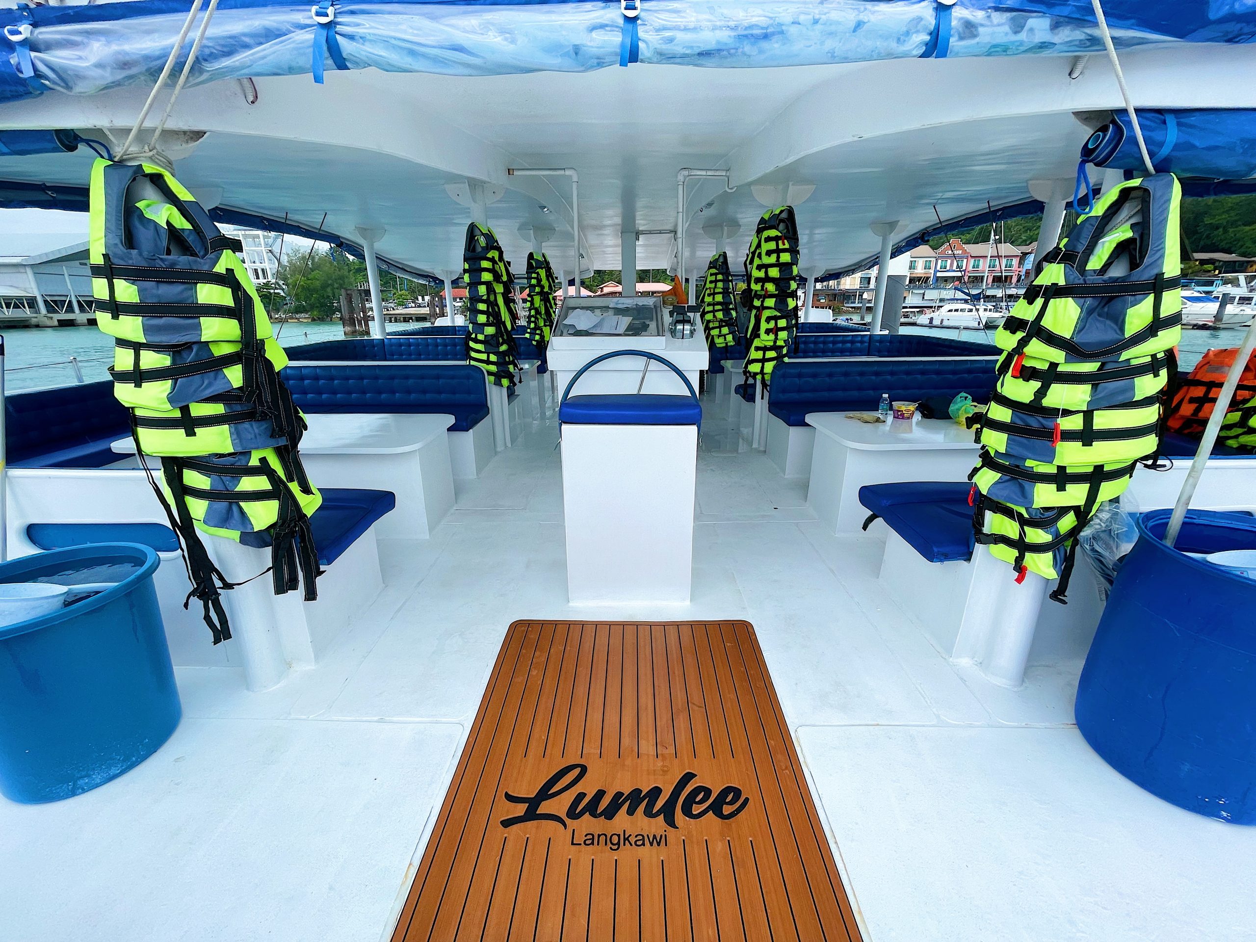 Lumlee Luxury Catamaran Sunset Cruise — Langkawi’s Largest Party Boat 30 Pax